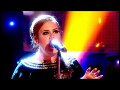 Adele - Set Fire To The Rain (Live On The Graham Norton Show) 29/04/11