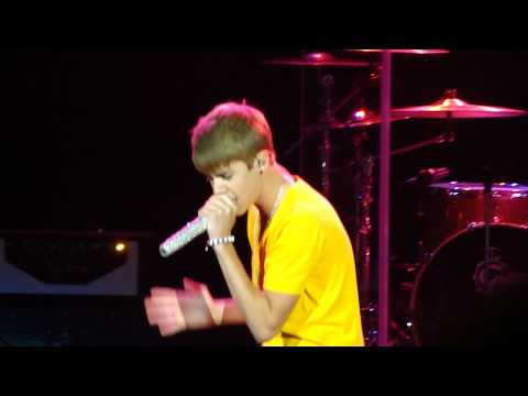 Justin Bieber Surprise at Selena Gomez Concert 7/24/11 O.C. Fair