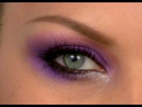 Selena Gomez make-up tutorial