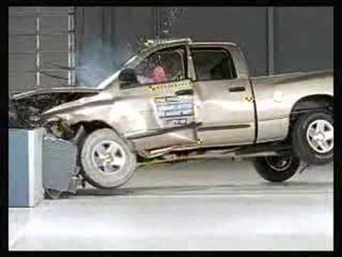 Crash test (2002 Dodge Ram 1500)